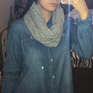 Gray scarf